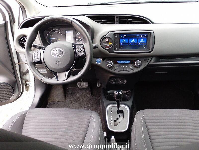 Toyota Yaris III 2017 5p Benzina 5p 1.5h Active my18