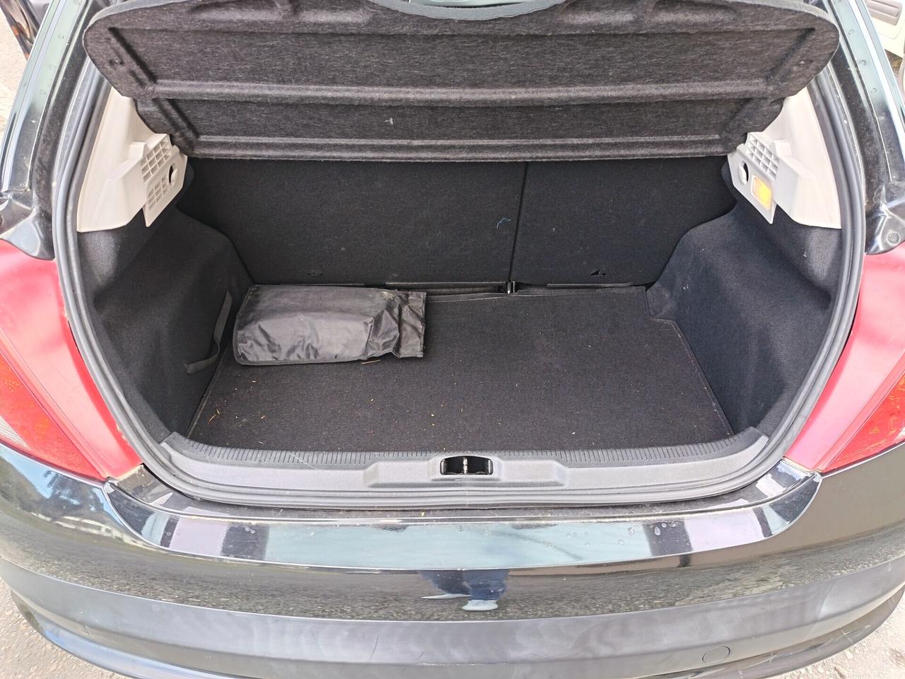 Peugeot 207 1.4 GPL PERMUTA