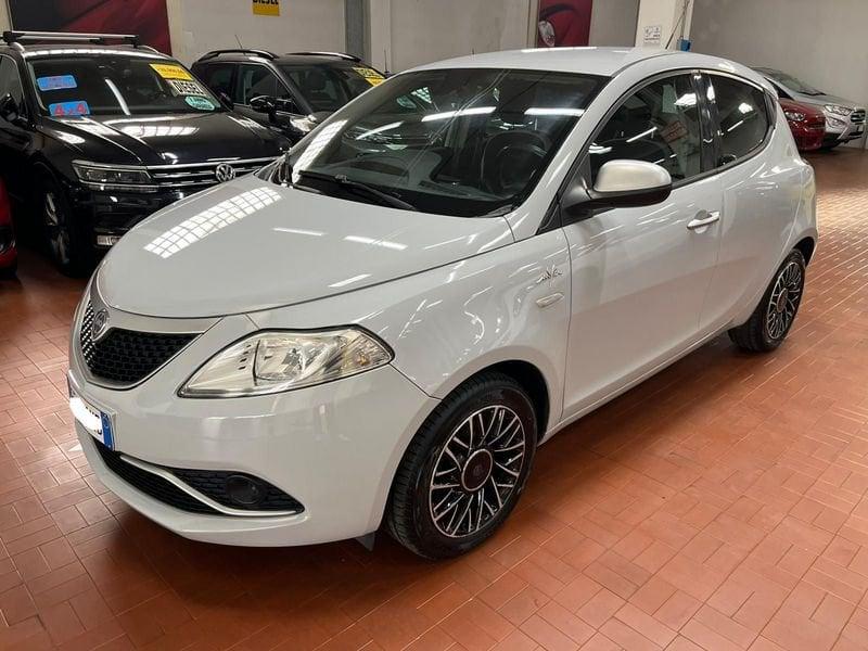 Lancia Ypsilon 1.2 69cv Mya