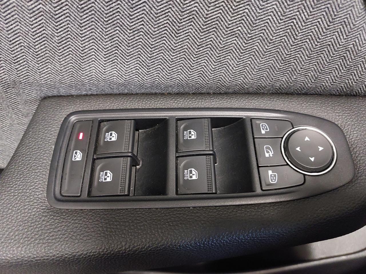 RENAULT Clio 5ª serie Clio TCe 90 CV 5 porte T...