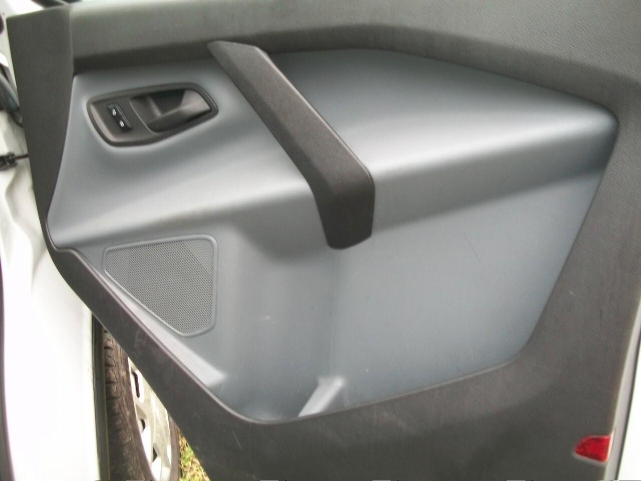 Ford TRANSIT CUSTON IMMAT 8/3/2018 CC 1995 TD N 06 MARCE PORTATA Q 11/25 EURO 06 B KM 181300 GARANZIA UN ANNO