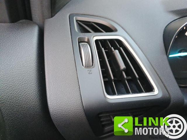 FORD Kuga 1.5 EcoBoost 120 CV S&S 2WD ST-Line