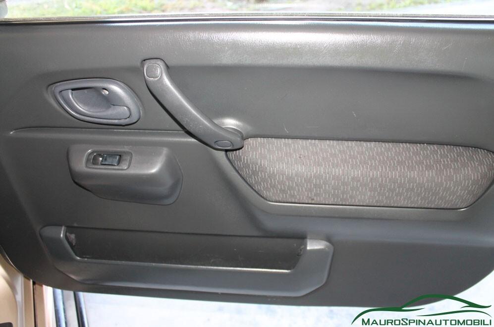 FUORISTRADA SUZUKI JIMNY 1.5 DDi 4X4 + RIDOTTE