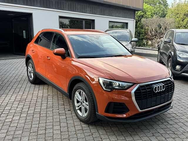 Audi Q3 35 TDI S tronic Business