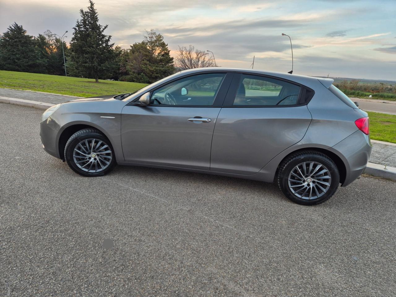 Alfa Romeo Giulietta 1.4 Turbo 120 CV GPL 2014