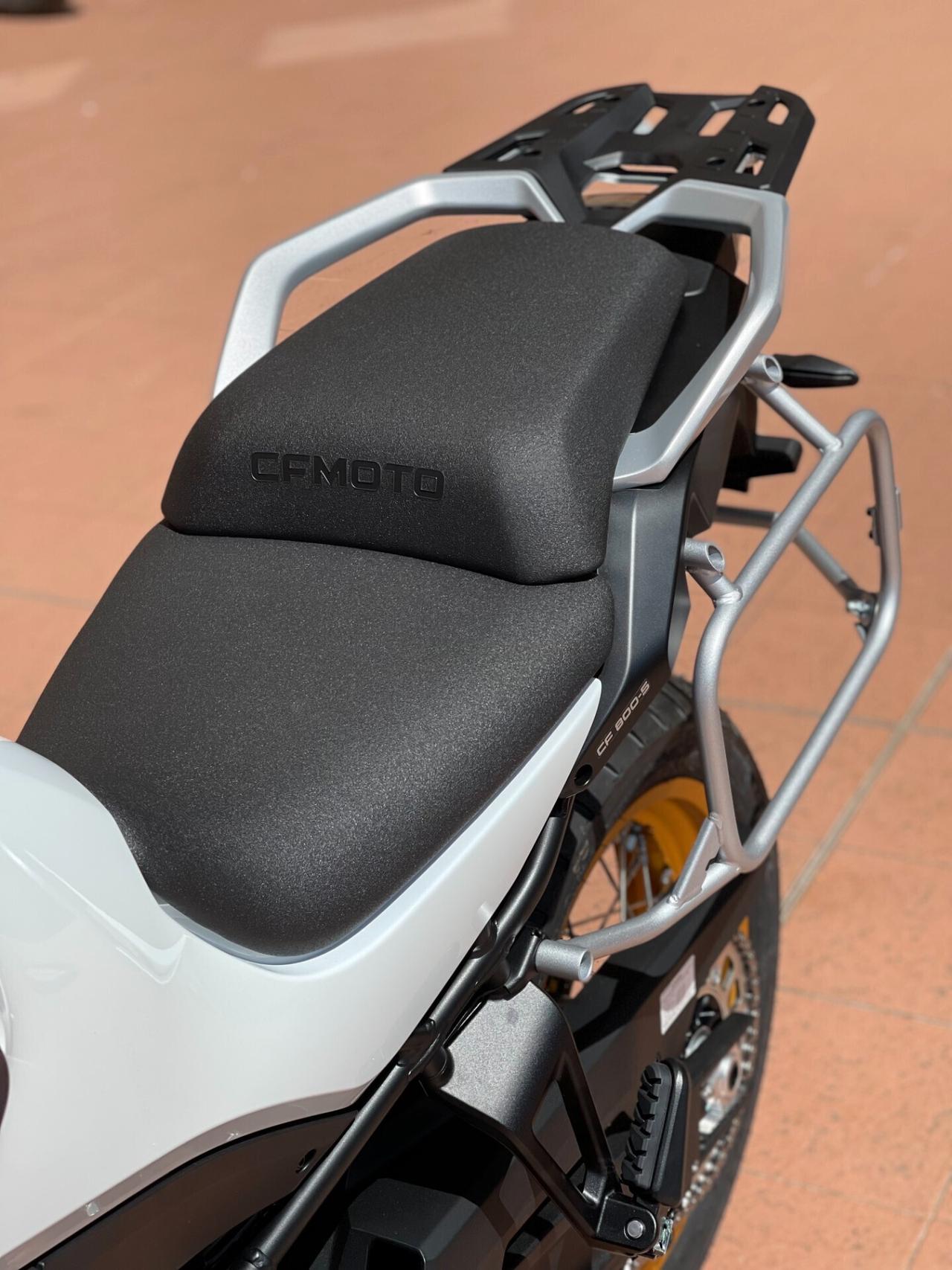 CFMOTO 800MT EXPLORE