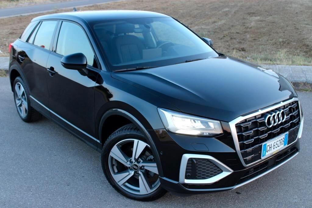 AUDI Q2 2.0 TDI s-tronic Admired *V. Cockpit