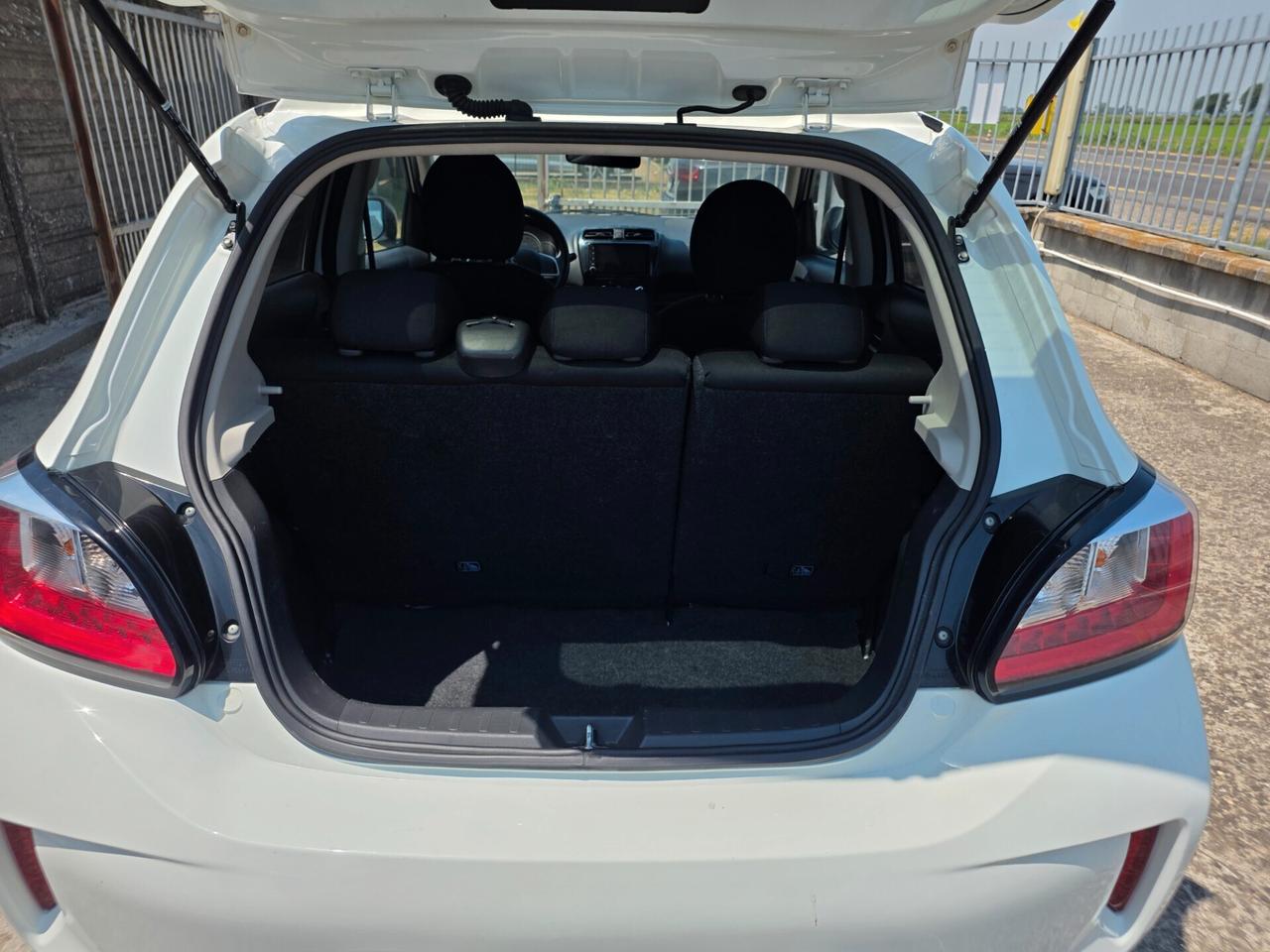 Mitsubishi Space Star 1.2 Invite SDA