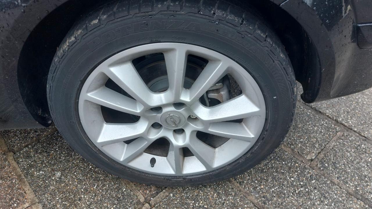 Opel Astra 1.7 CDTI 101CV 5 porte Cosmo