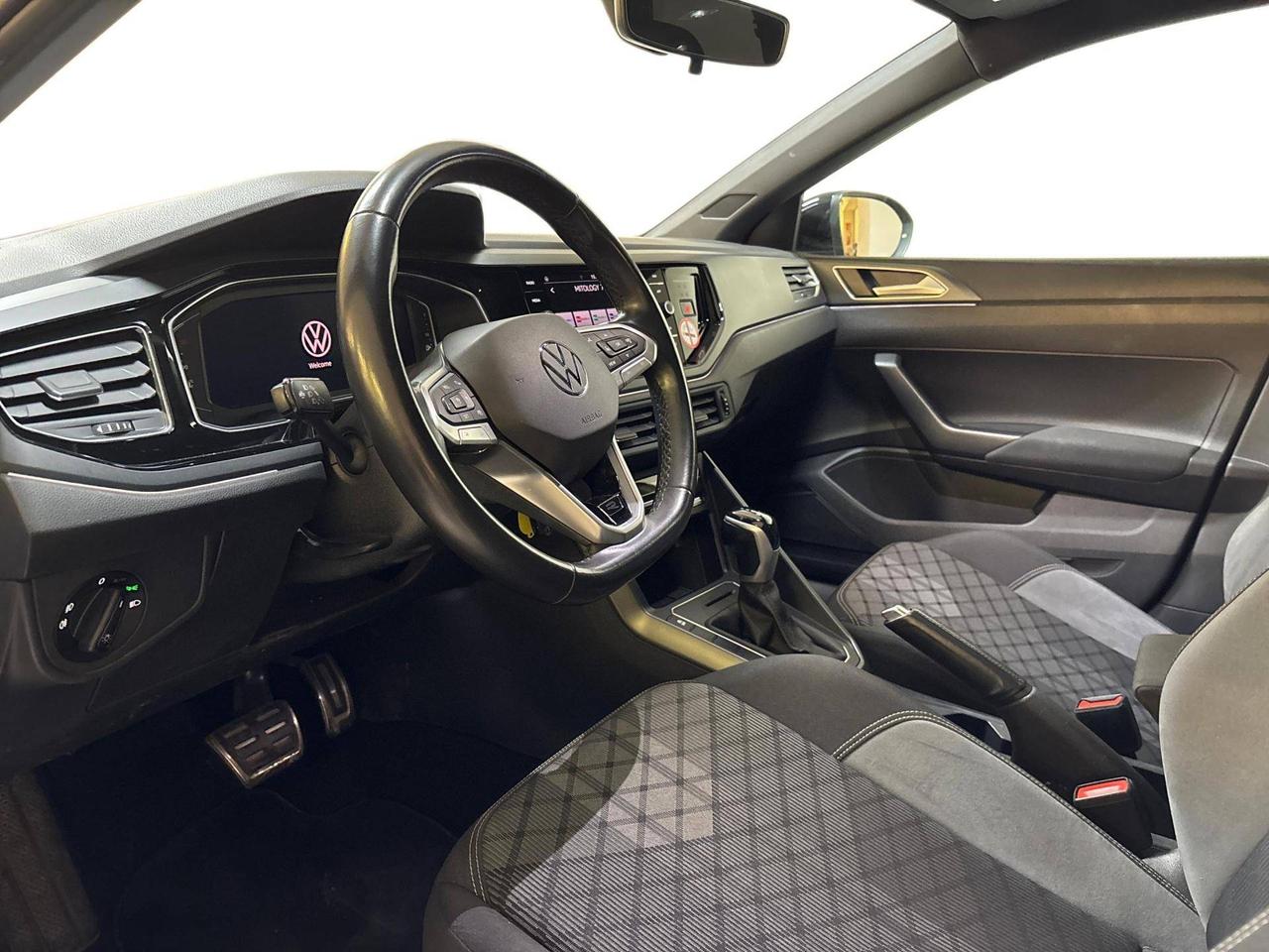 Volkswagen Taigo 1.0 tsi R-Line 110cv dsg