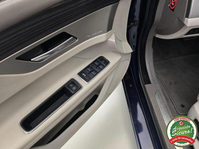 JAGUAR XF 2.0 D 180 CV aut. Portfolio