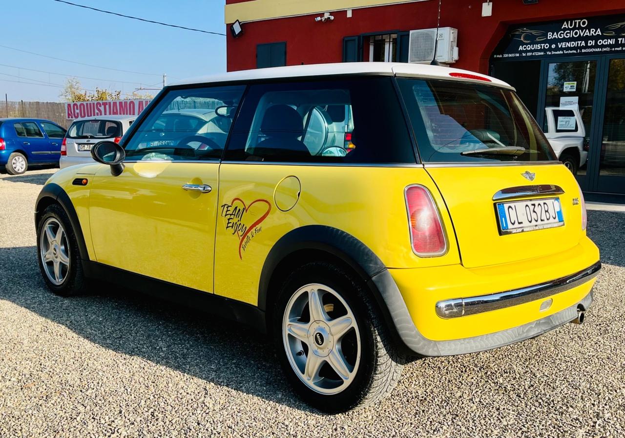 Mini 1.6 16V One de luxe