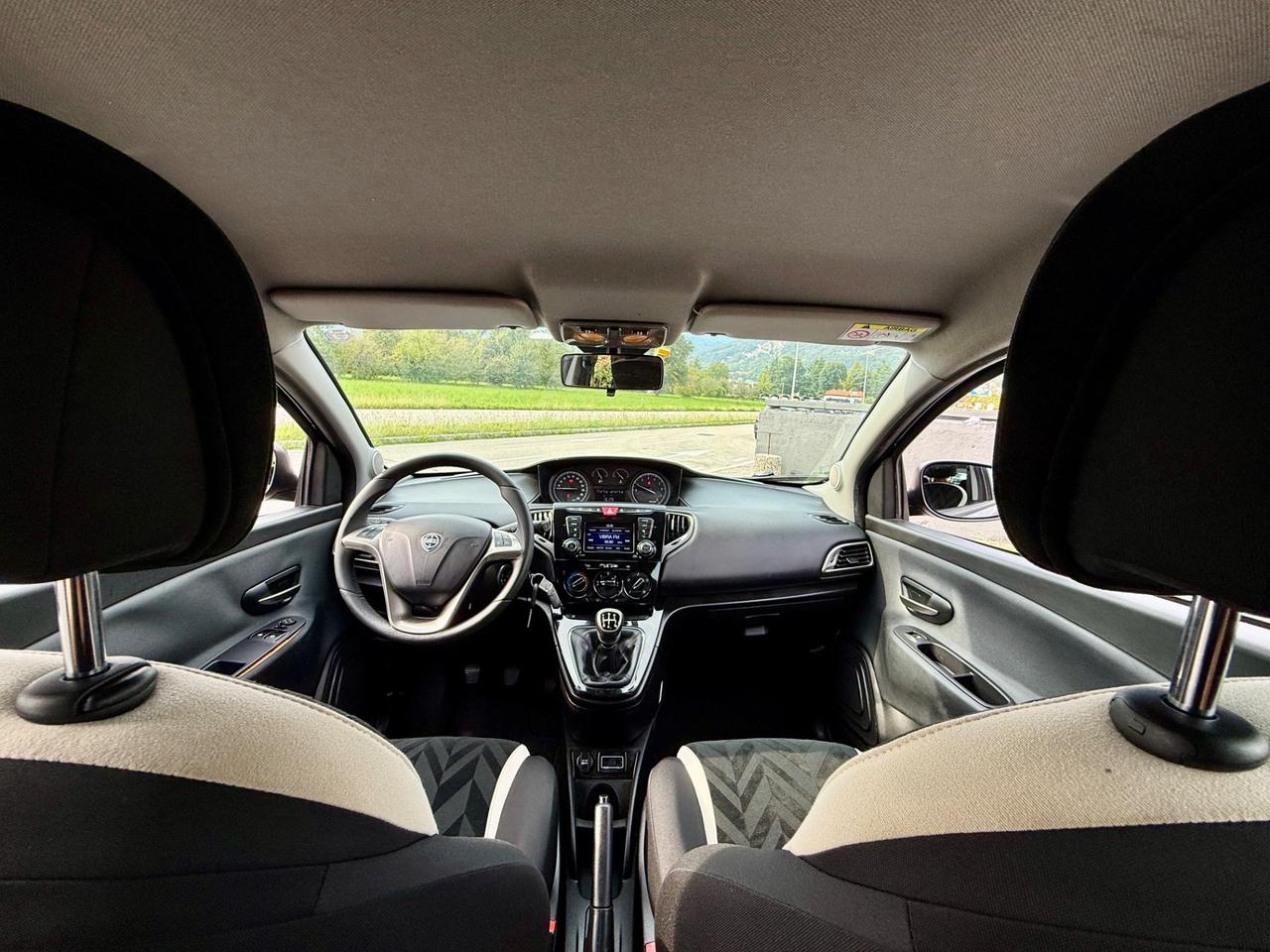 Lancia Ypsilon 1.2 69 CV 5 porte Platinum 104.000Km FULL