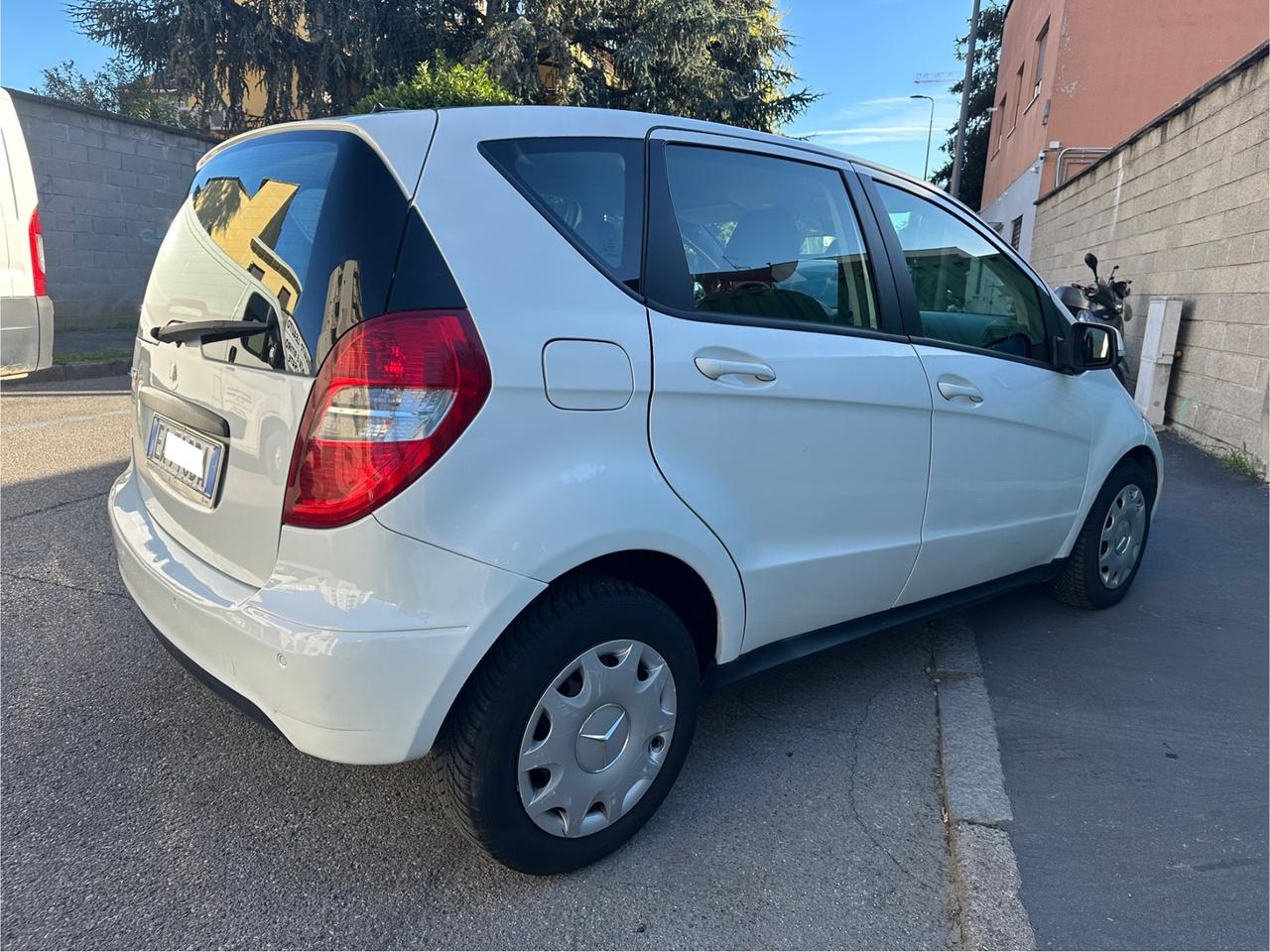Mercedes-benz A 160 BlueEFFICIENCY - ok neopatentati