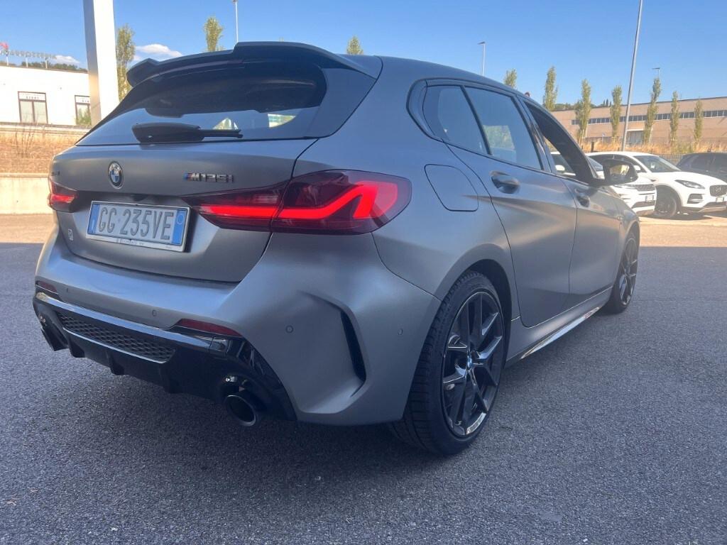 BMW Serie 1 (F40) M 135i xDrive