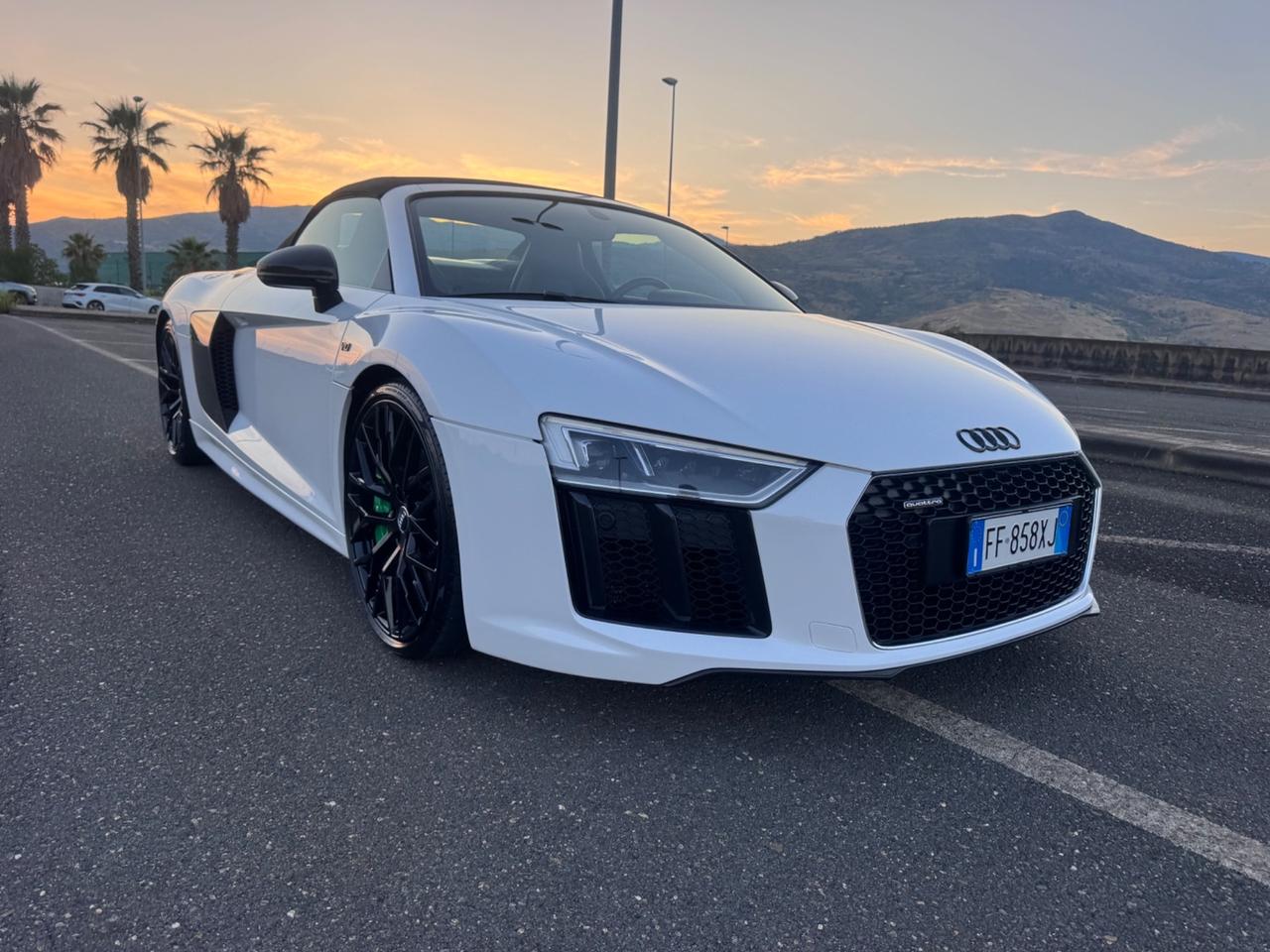 Audi R8 Spyder 5.2 FSI quattro S tronic full carbonio PERMUTE