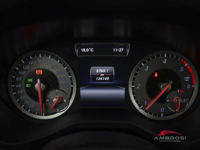 MERCEDES-BENZ A 180 180 CDI Premium