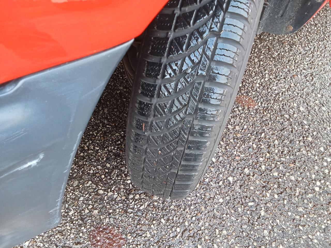 Toyota Carina E 1.6 16V cat Liftback XLi