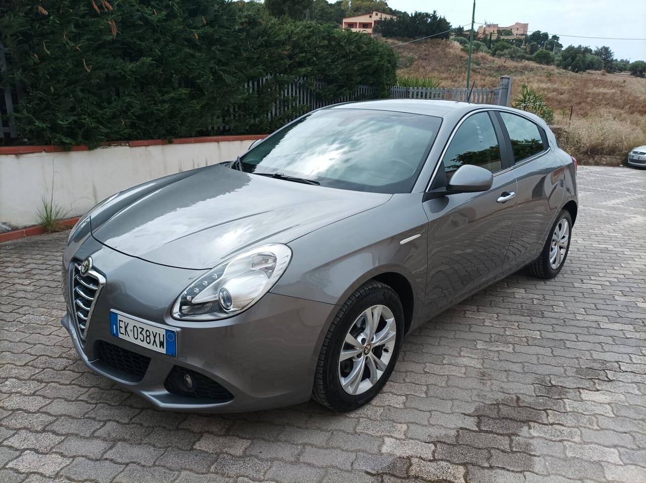 Alfa Romeo Giulietta 1.6 JTDm-2 105 CV Distinctive
