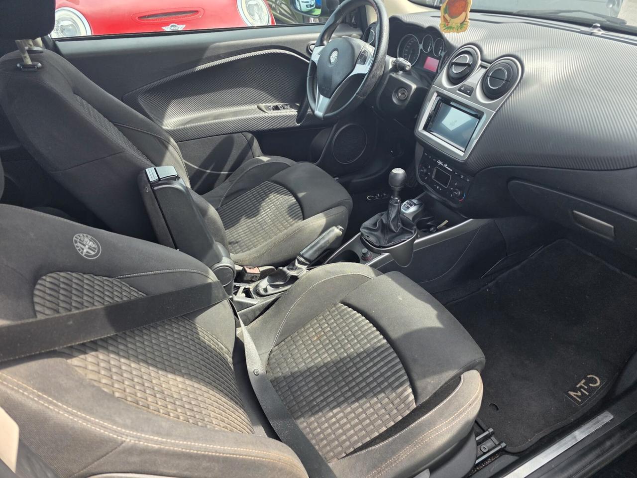 Alfa Romeo MiTo 1.6 JTDm 16V Distinctive Sport Pack