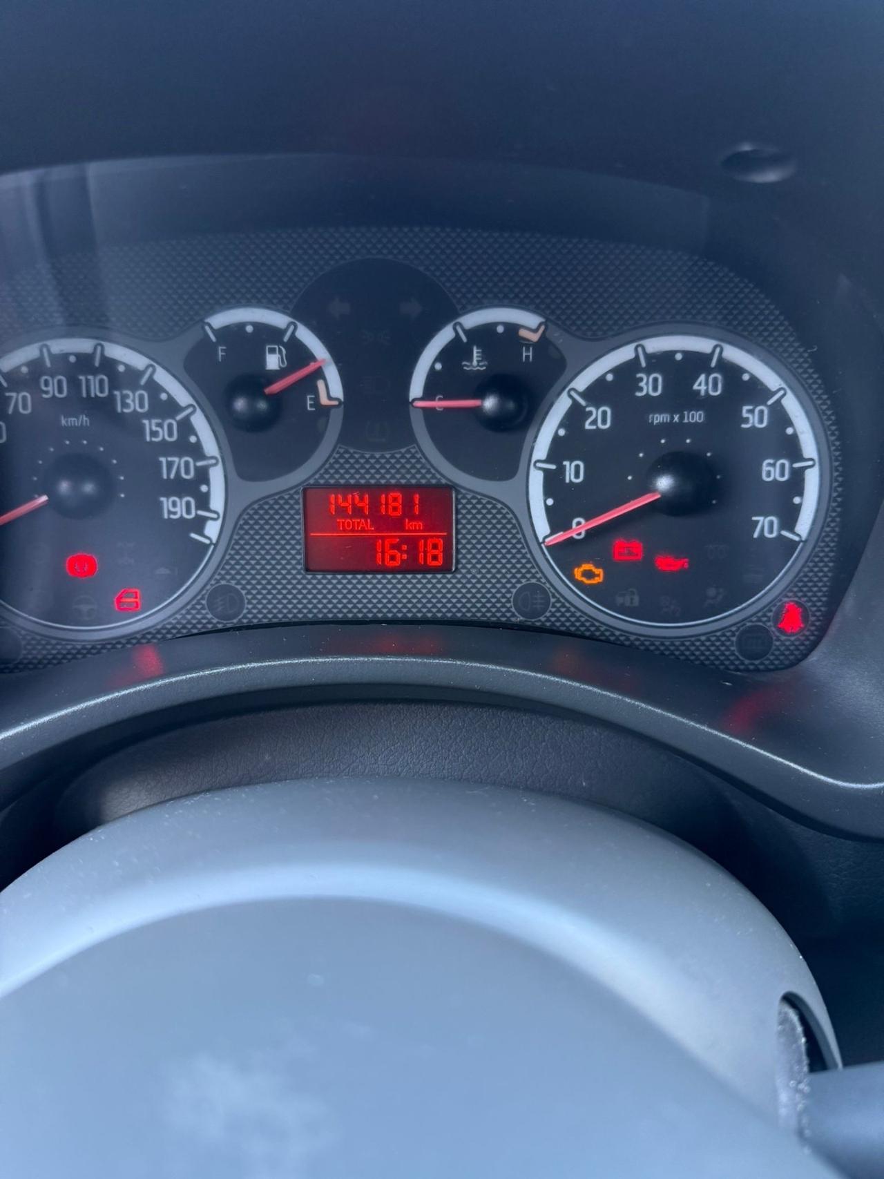 Fiat Panda 1.2 -NEOPATENTATI-UNICO PROPRIETARIO