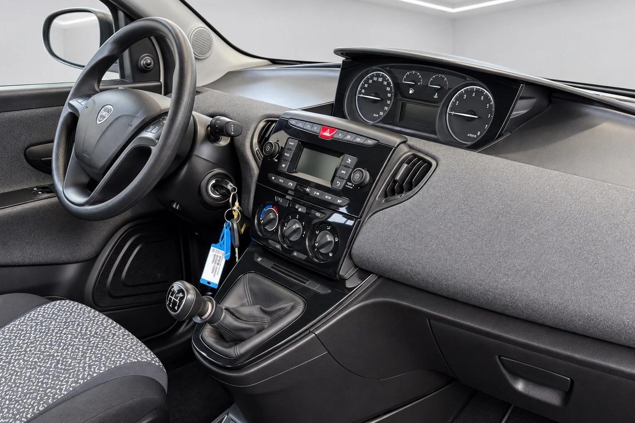 Lancia Ypsilon 1.2 69 CV