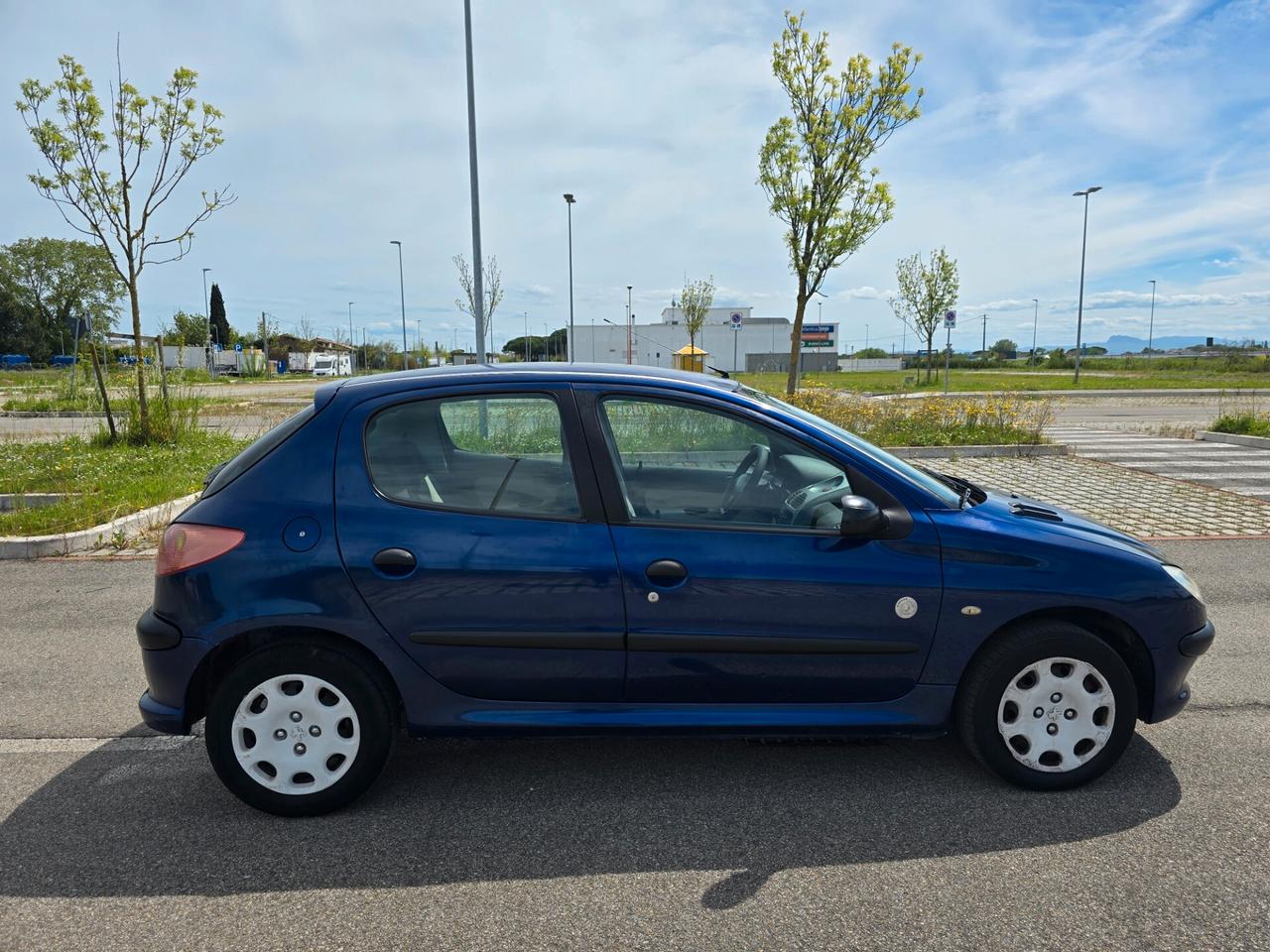 PEUGEOT 206 1.2 BENZINA NEOPATENTATI