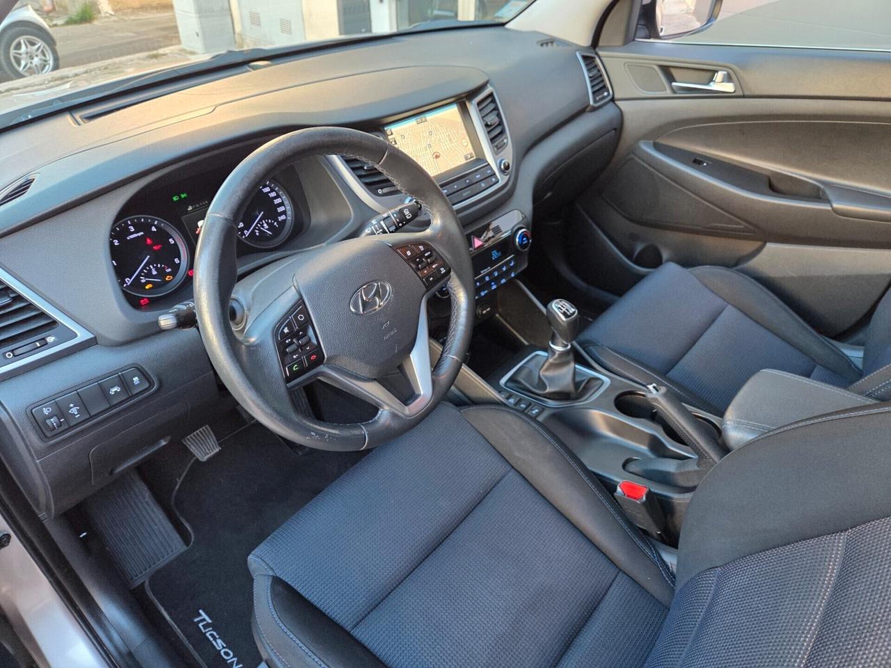 Hyundai Tucson 1.7 CRDI 115 cv XPOSSIBLE