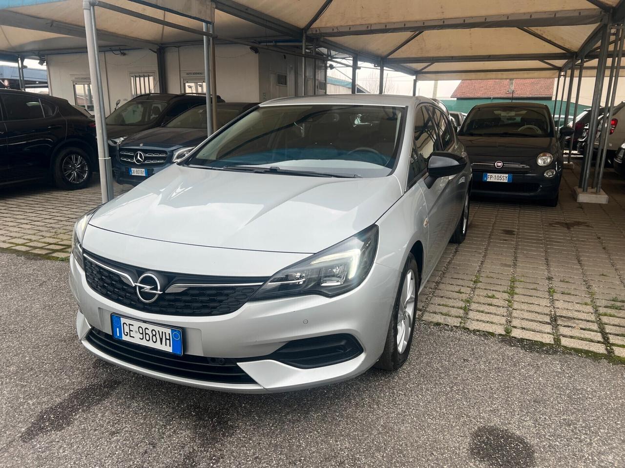 Opel Astra 1.2 Turbo 110 CV S&S 5 porte Business Elegance