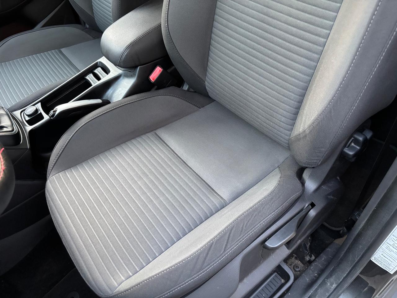 Ford C-Max 1.6 120CV GPL Titanium