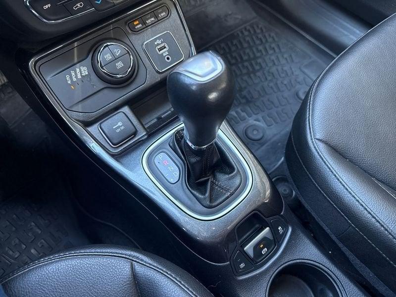 Jeep Compass 1.3 turbo t4 phev Limited 4xe at6