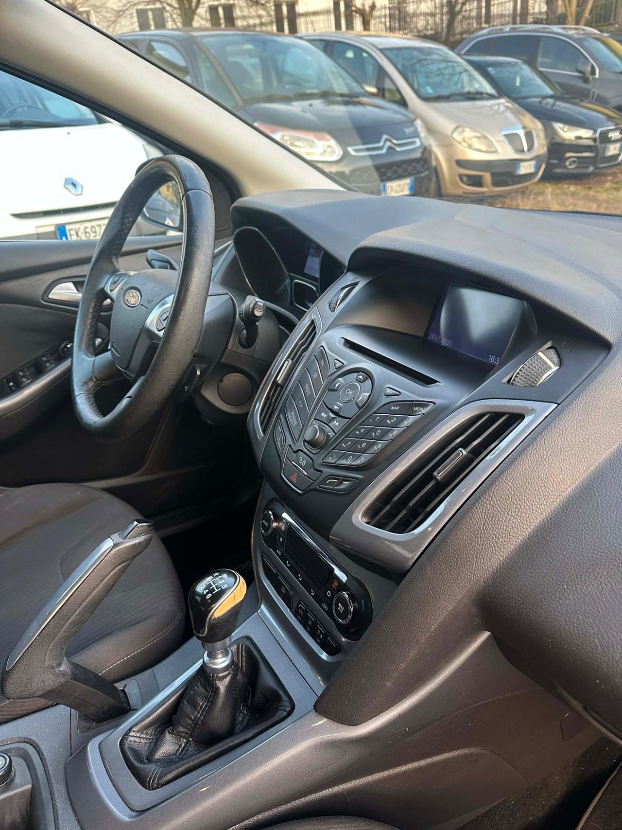 Ford FOCUS 1.6 TDCi 115 CV TITANIUM NAVI FULLOPT KMCERT