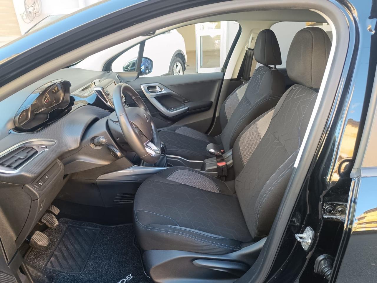 Peugeot 2008 BlueHDi 100 S&S Style