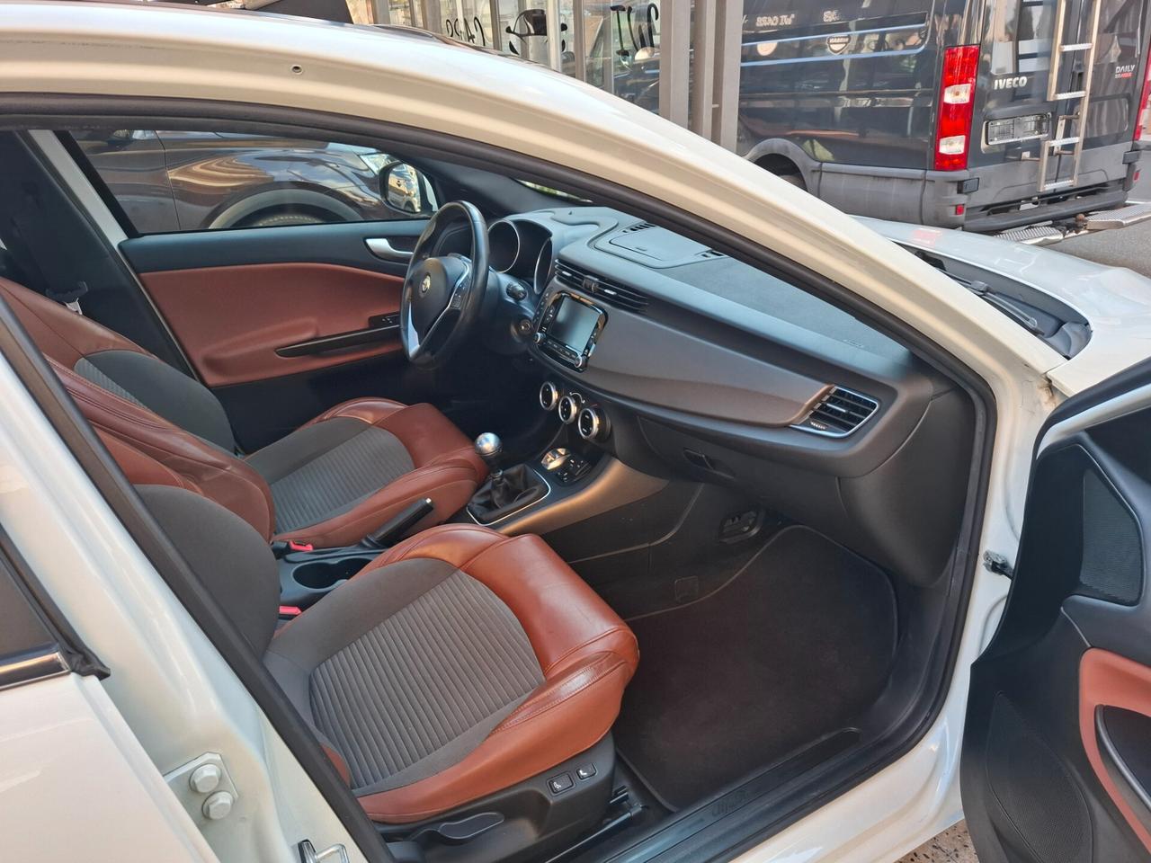 Alfa Romeo Giulietta - 1.6 JTD Pelle Navigazione