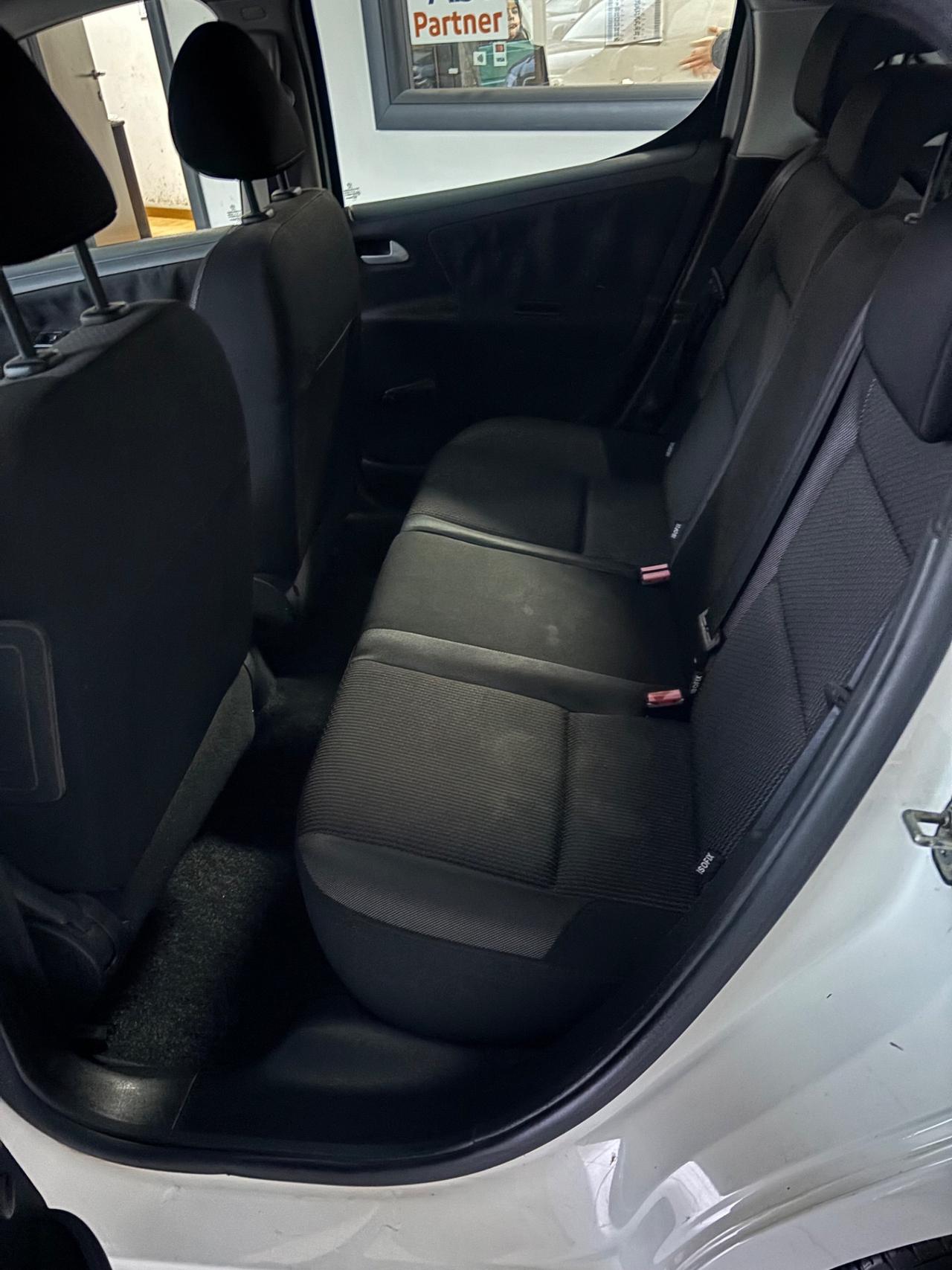 Peugeot 207 Plus 1.4 8V 75CV 5p. ECO GPL