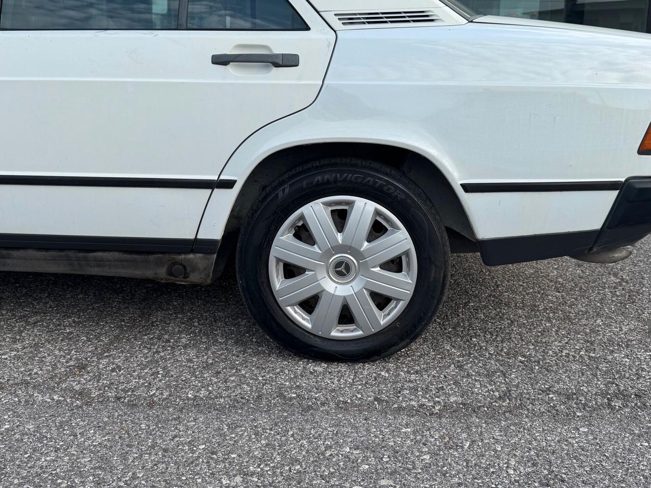 Mercedes 190D 2.5 asi