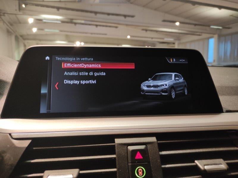 BMW X3 (G01/F97) - X3 sDrive18d 48V Business Advantage