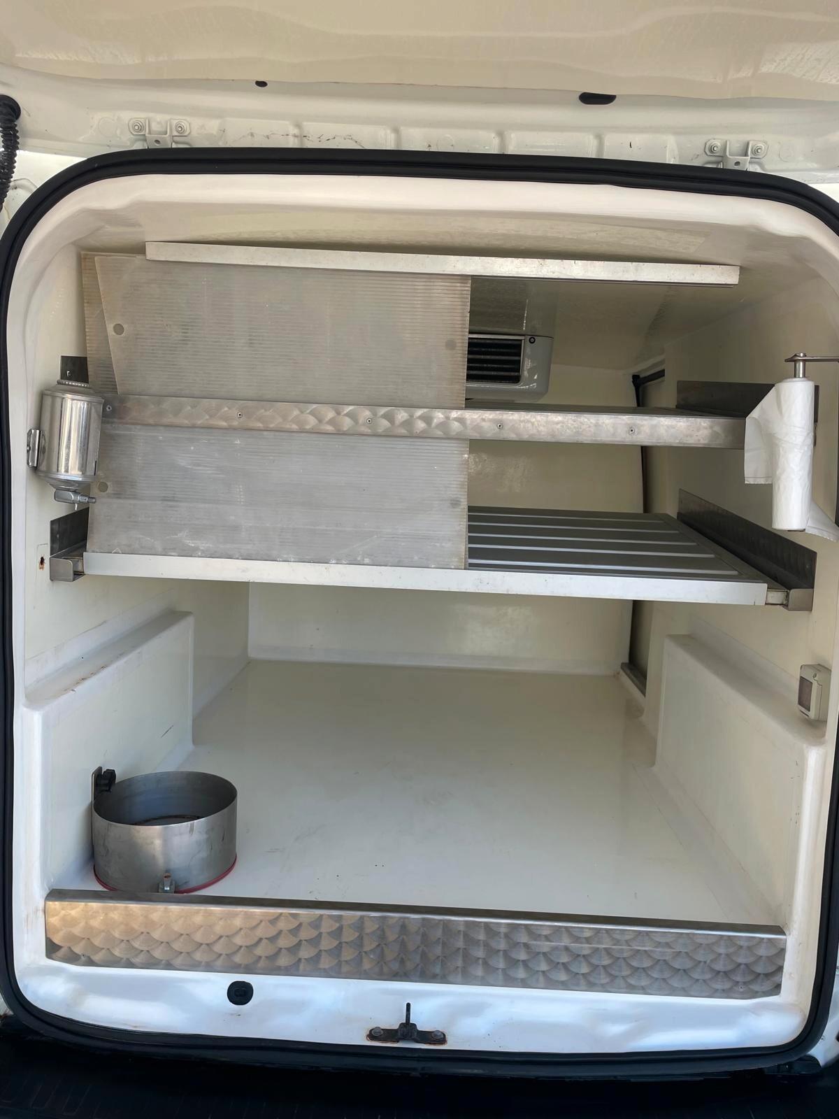 Fiat Doblo 1.6 MJT 120CV Maxi 3 posti AUTONEGOZIO unico proprietario