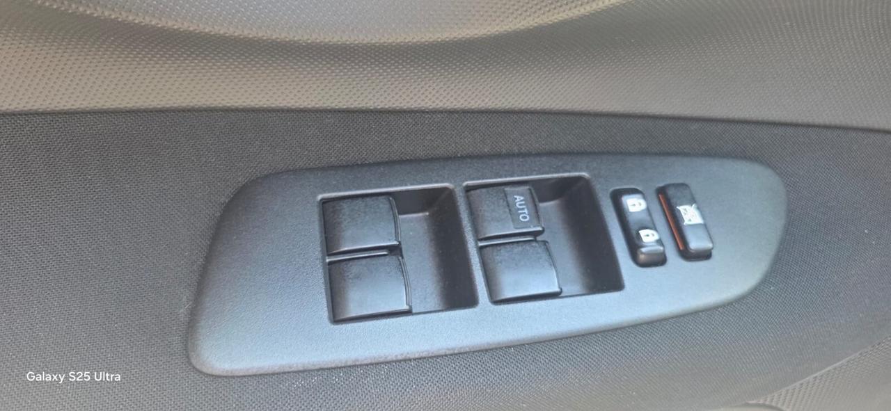 Toyota Auris 1.4 benzina Neopatentati