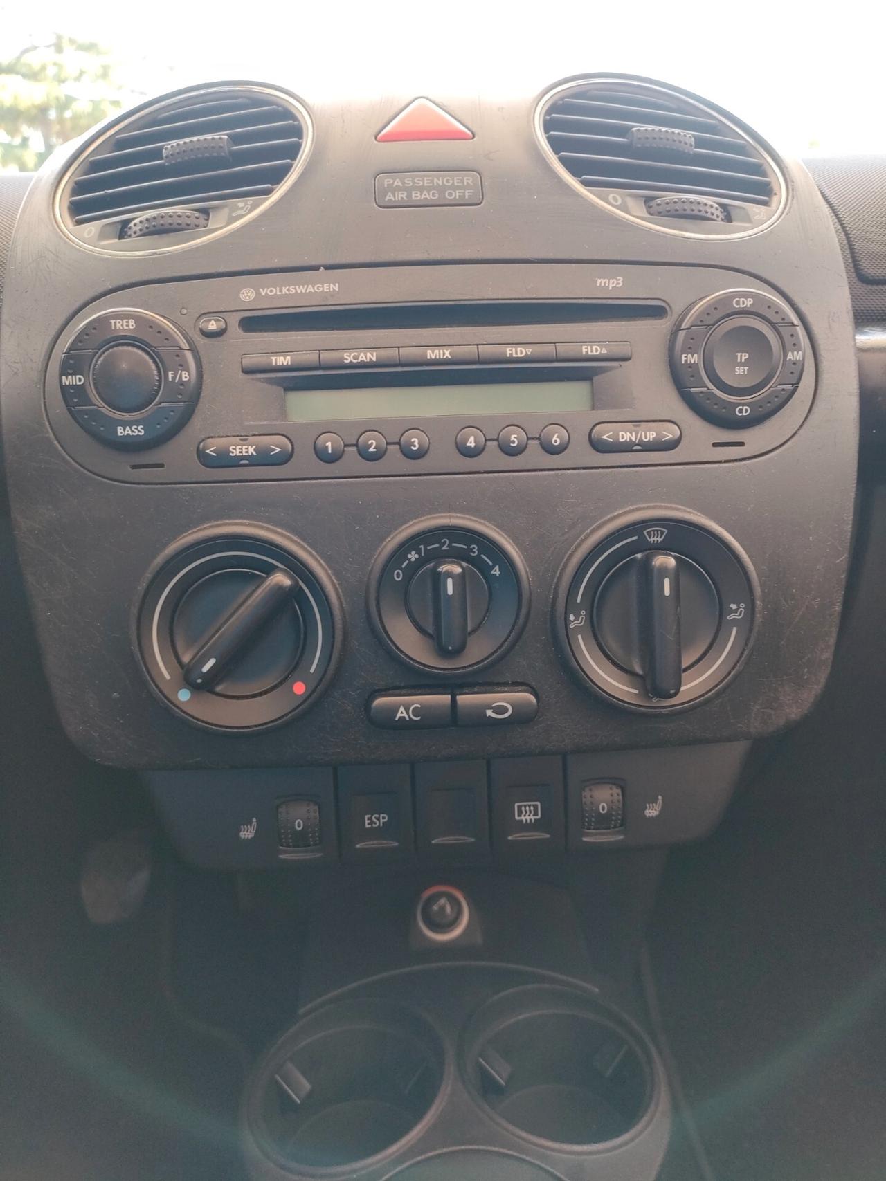 Volkswagen New Beetle 1.9 TDI 105CV Cabrio