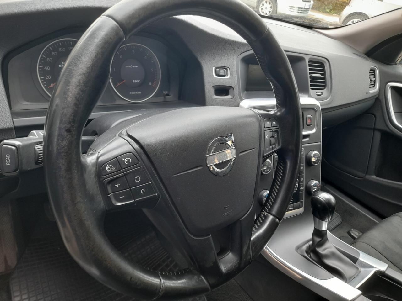 Volvo V60 DRIVe