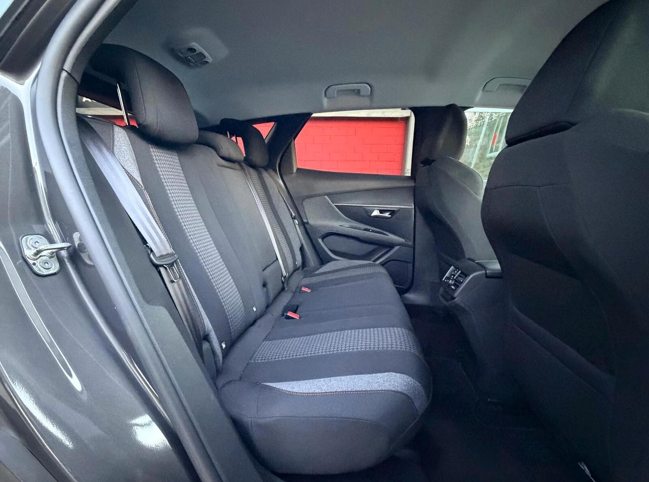 PEUGEOT 3008 1.5 BLUEHDI ALLURE 131CV - FULL LED,