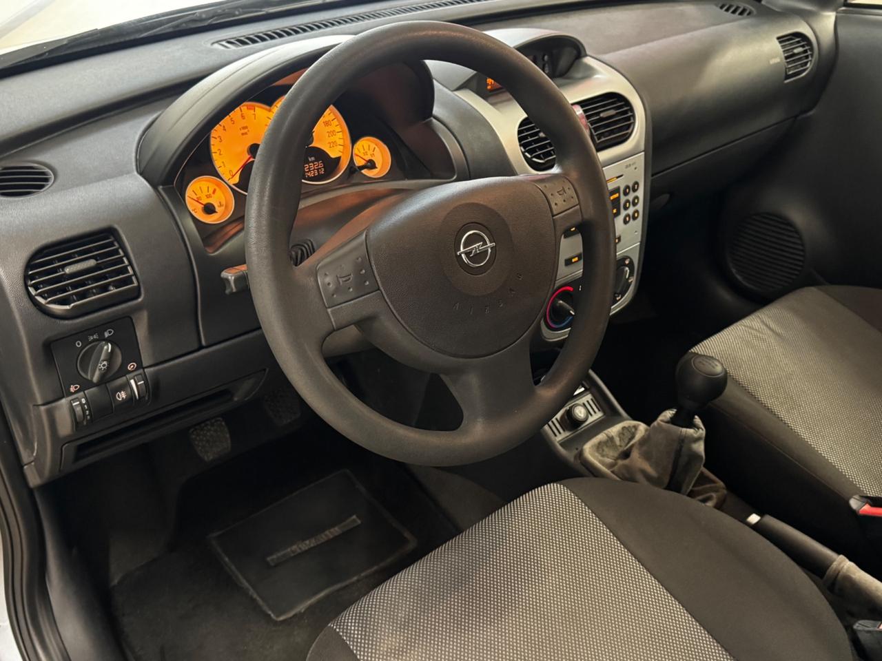 Opel Corsa 1.0i 12V cat 5 porte Silverline