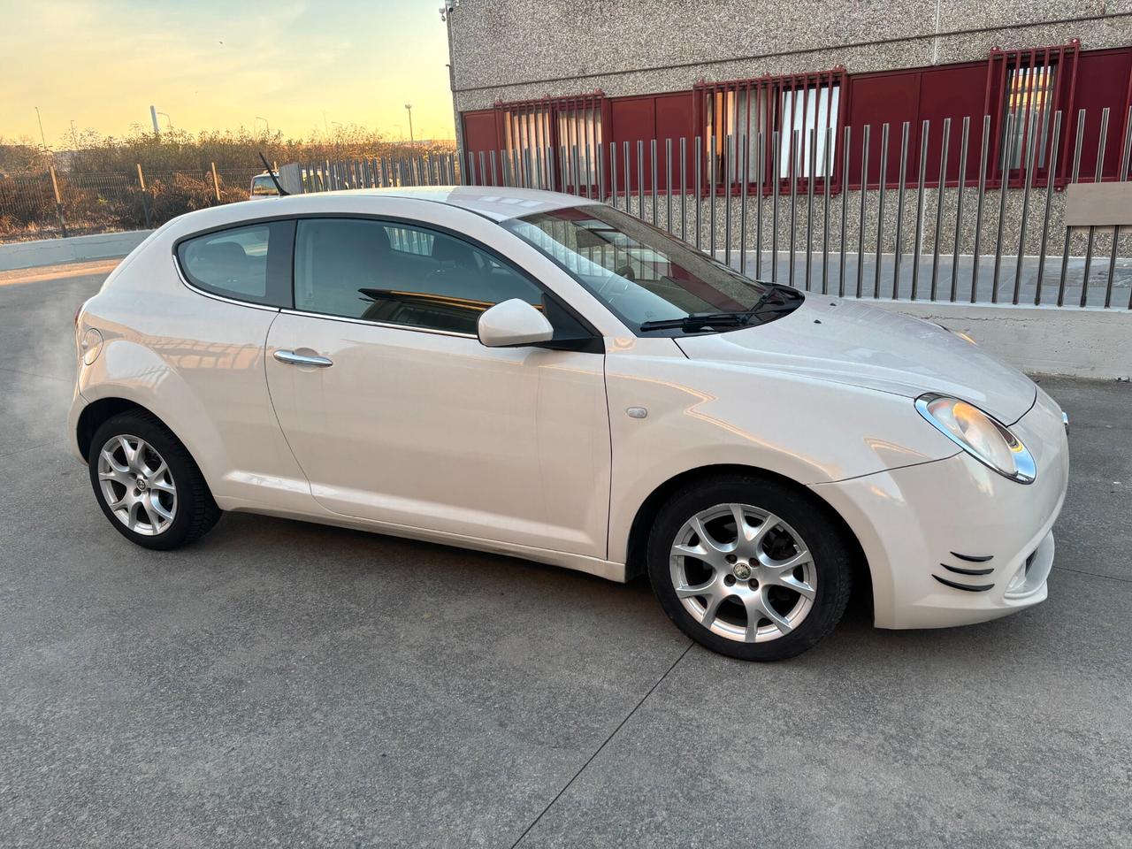 Alfa Romeo MiTo 1.3 JTDm 16V 90 CV Distinctive