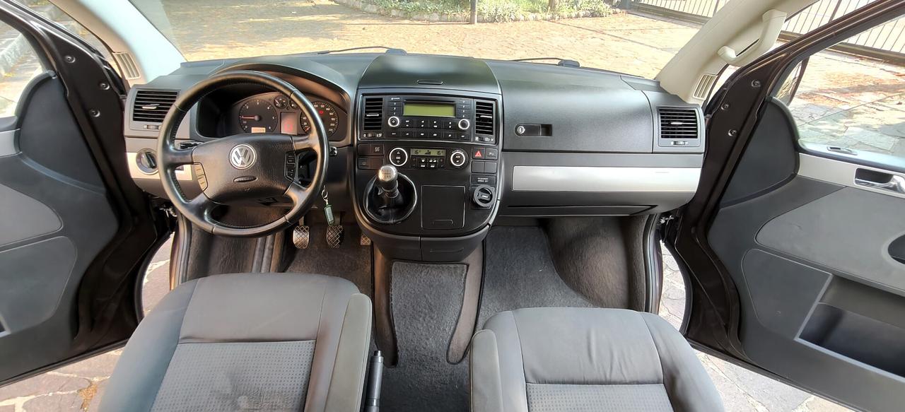 Volkswagen Multivan T5 2.5 TDI 4motion Gancio