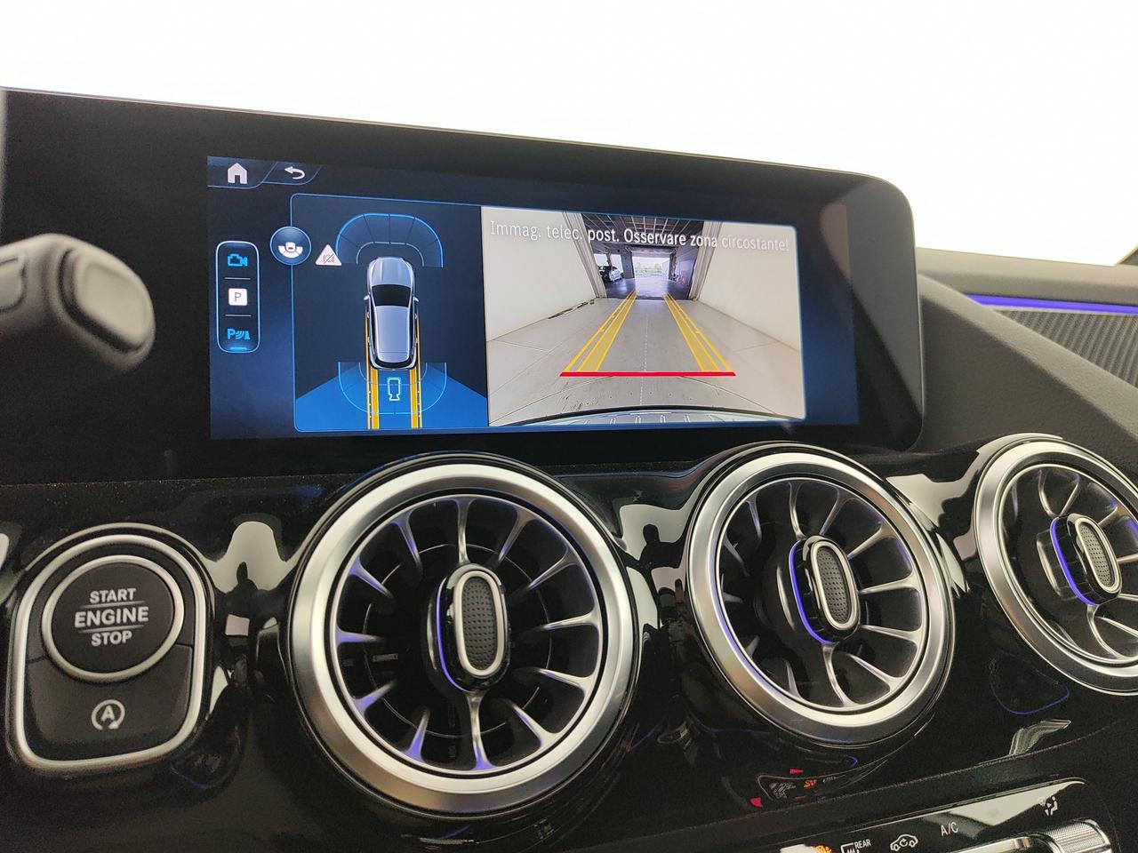 Mercedes-Benz GLA 200 d