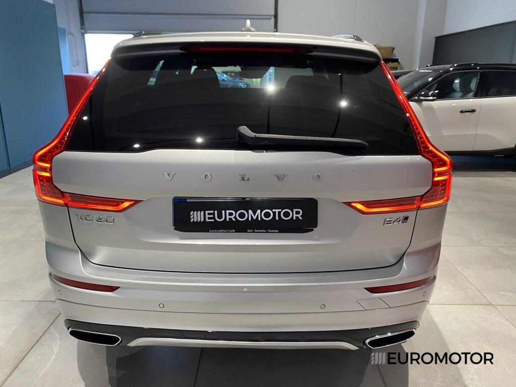 Volvo XC60 2.0 B4 R-Design AWD Geartronic