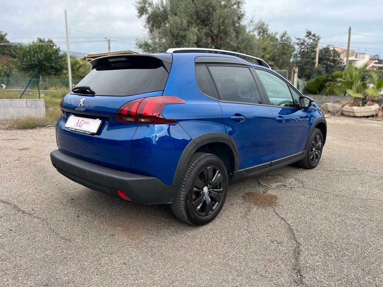 Peugeot 2008 BlueHDi 100 S&S Signature