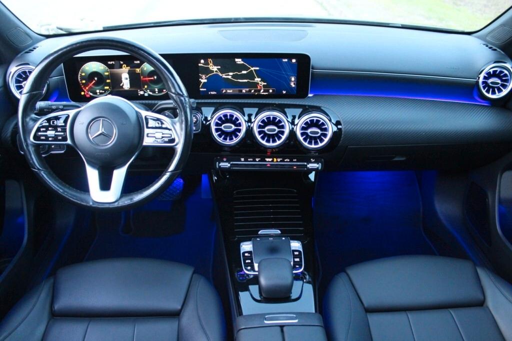 MERCEDES Classe A 180 d Aut. *Tetto *Luci Ambiente