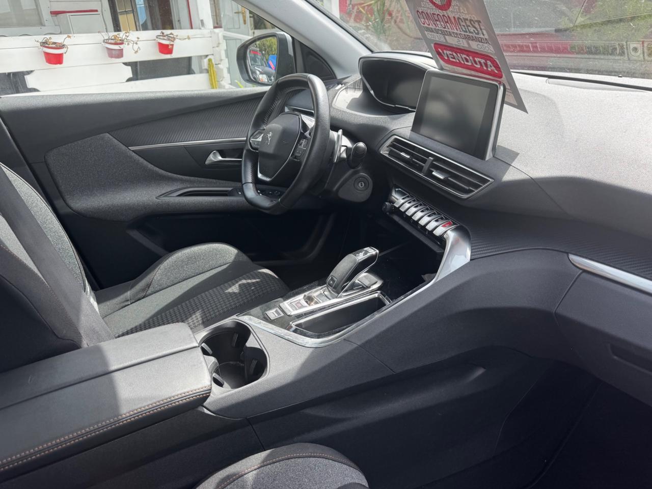 Peugeot 3008 BlueHDi 130 S&S EAT8 Active